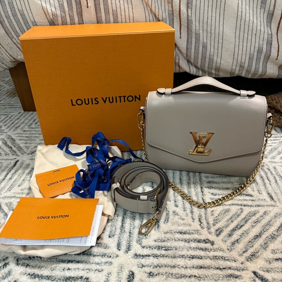 EUC Louis Vuitton Oxford Bag - Picture 1 of 14